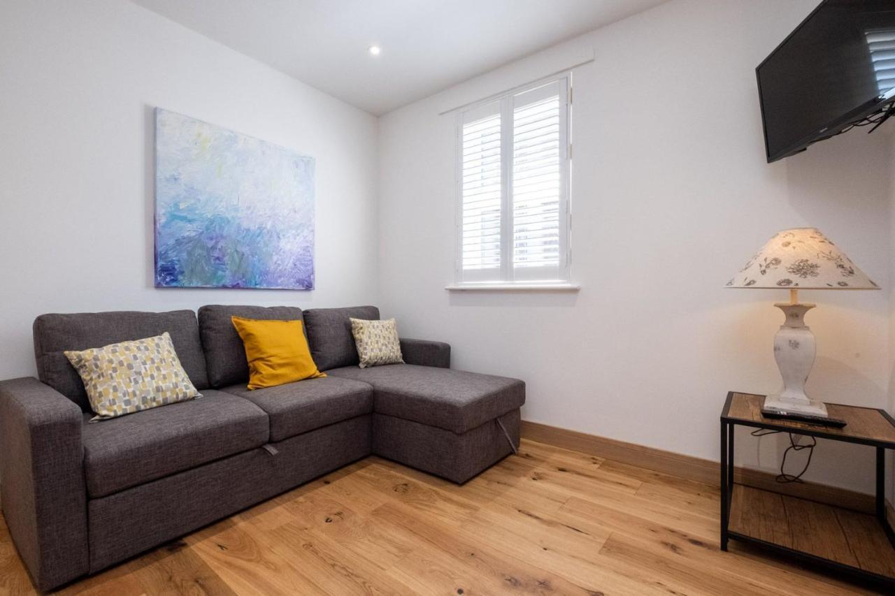 Three Tuns Apartments - Hazel - Aldeburgh Coastal Cottages Pettistree Экстерьер фото